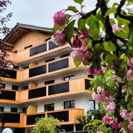 Waldrand Apartament *