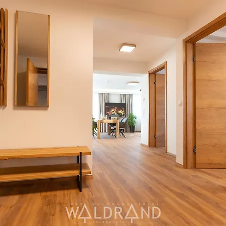 Waldrand - By Mynests *