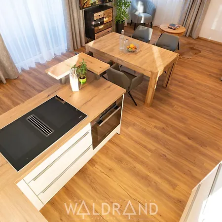 Waldrand - By Mynests Ramsau am Dachstein